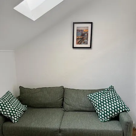 Апартаменти Small Cozy Flat Лісабон